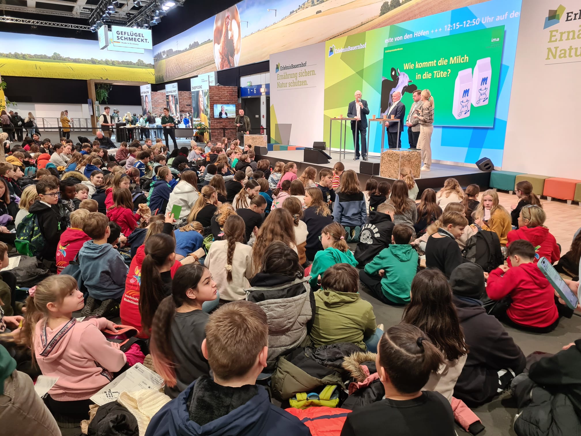 i.m.a-Schülerpressekonferenz: Dialog mit der Jugend auf der Grünen Woche.
