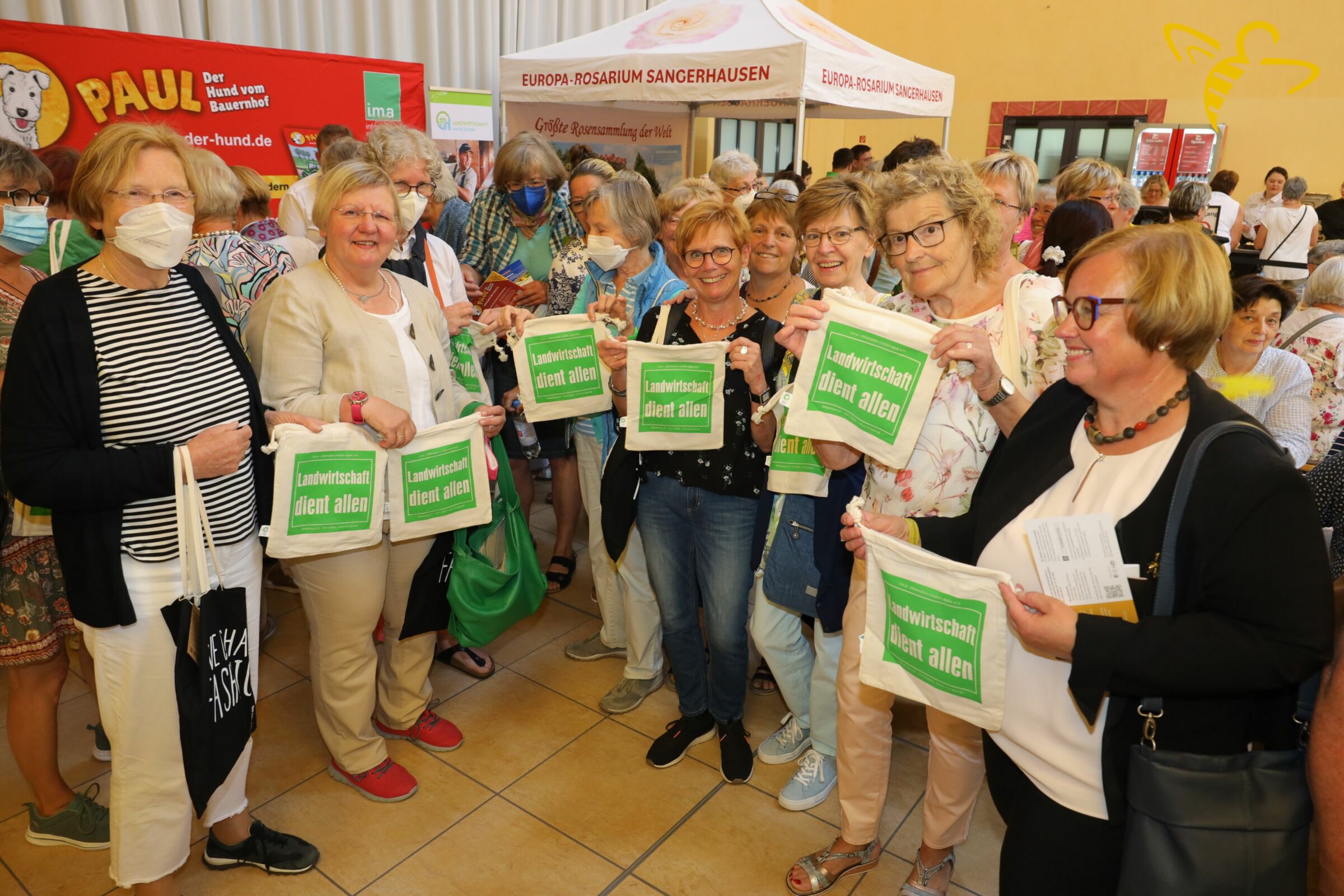 Immer gut gelaunt: Landfrauen am i.m.a-Stand auf dem vergangenen LandFrauentag in Fulda (Foto: x21de).
