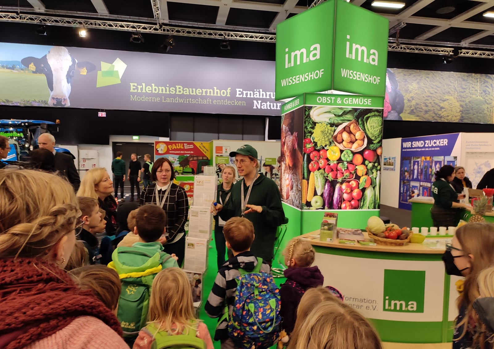 Gut besucht: Für Schulklassen ist der i.m.a-Messestand immer eine erste Adresse.